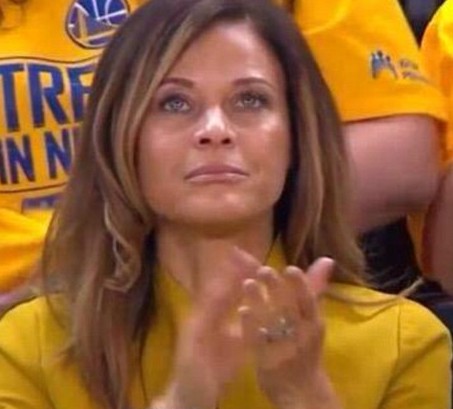 stephen-curry-mom-pictures-2